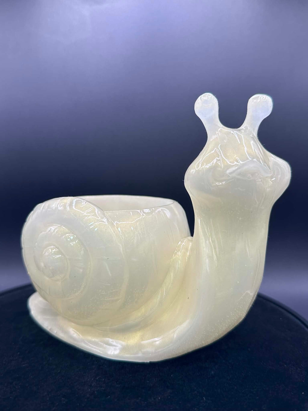 Pearlesque Snail Planter Resin
