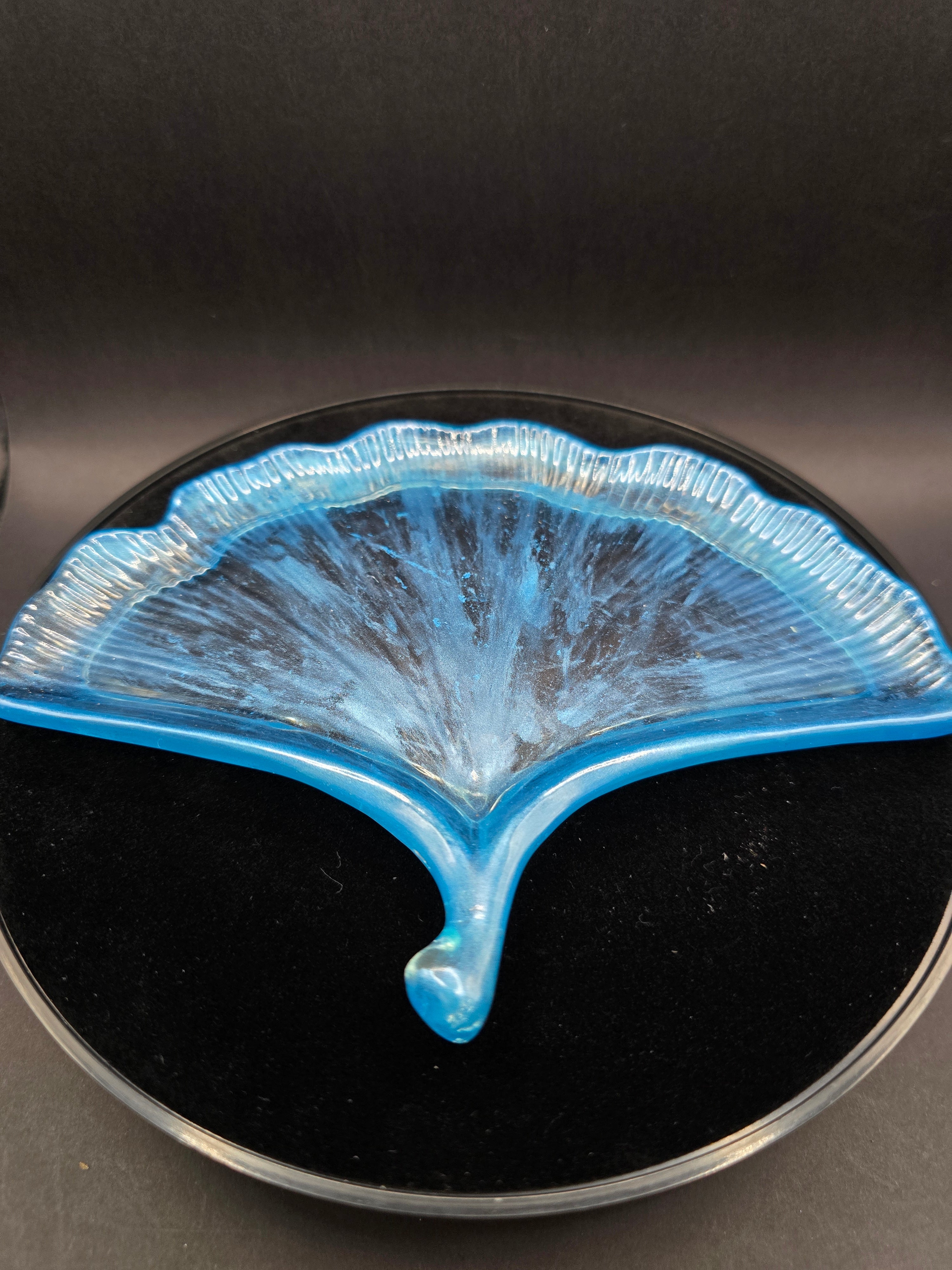 Ginkgo Leaf blue Resin