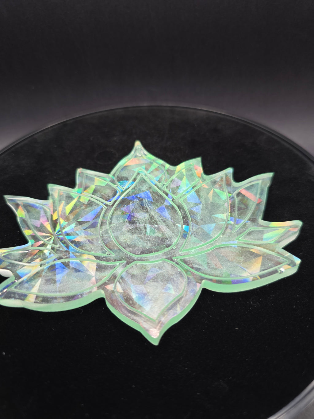 Resin Kaleidoscope Lotus in Opalescent