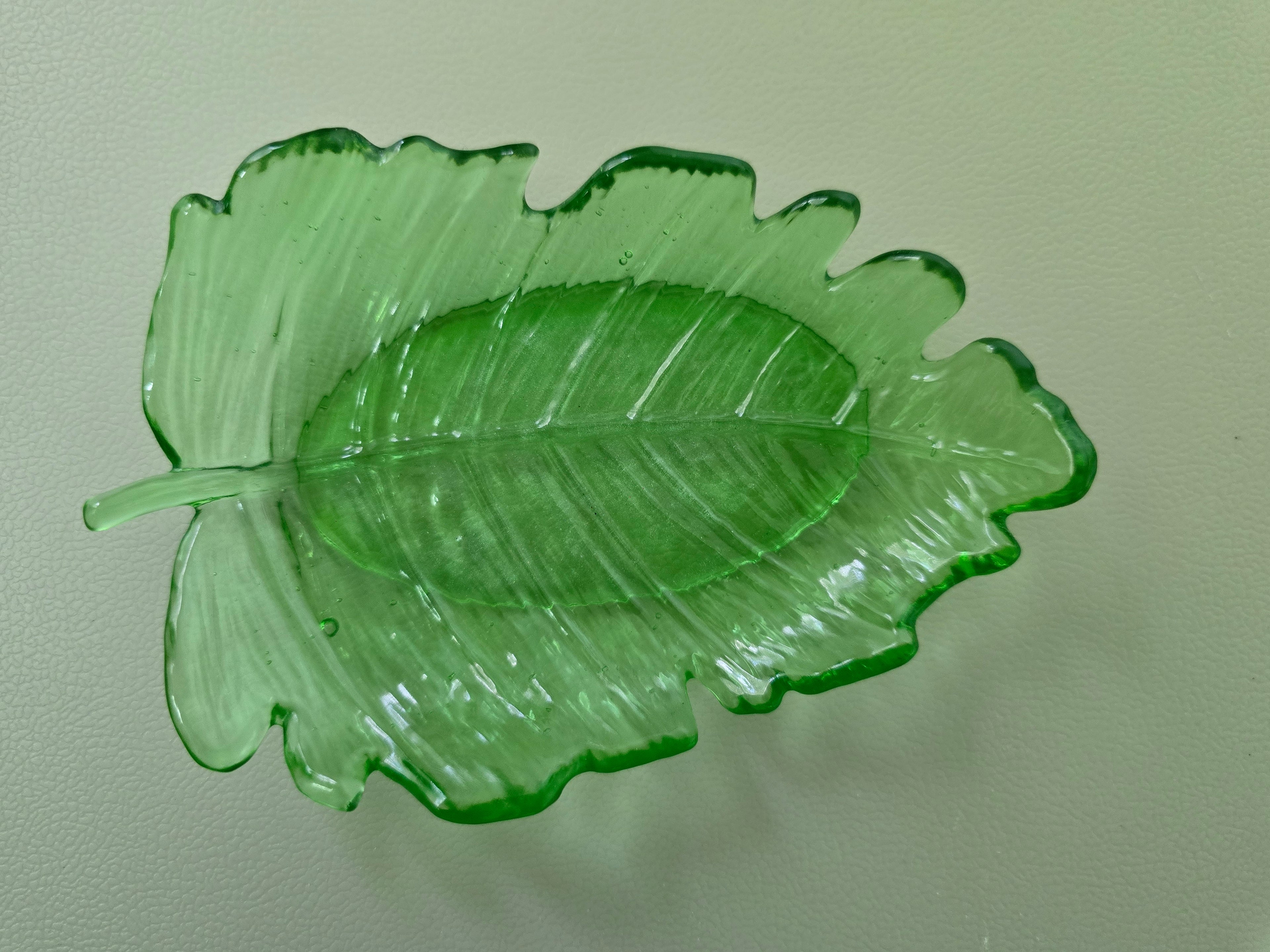 Green Leaf Trinket Tray 6 inches