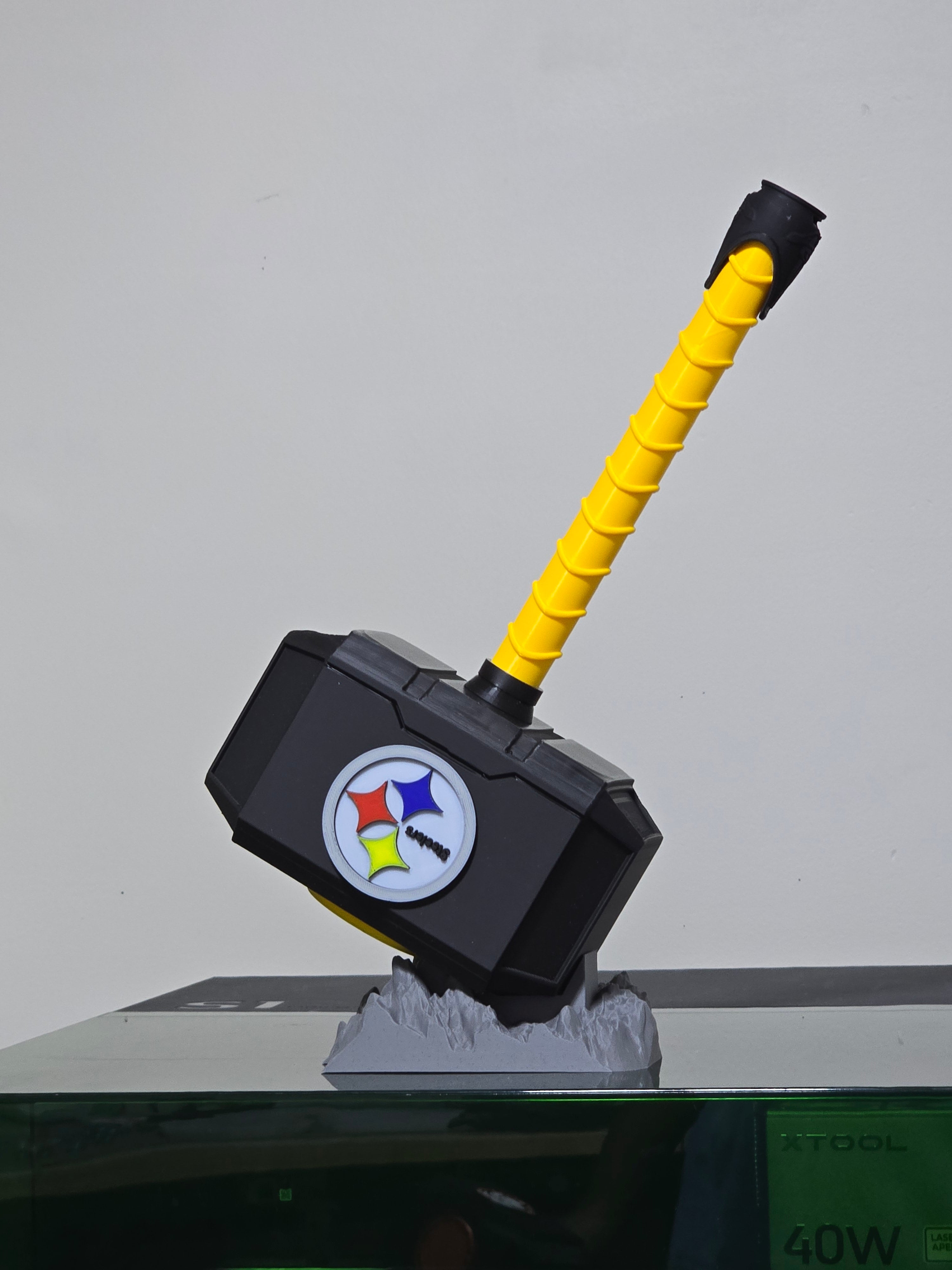 Steelers Hammer with Stand