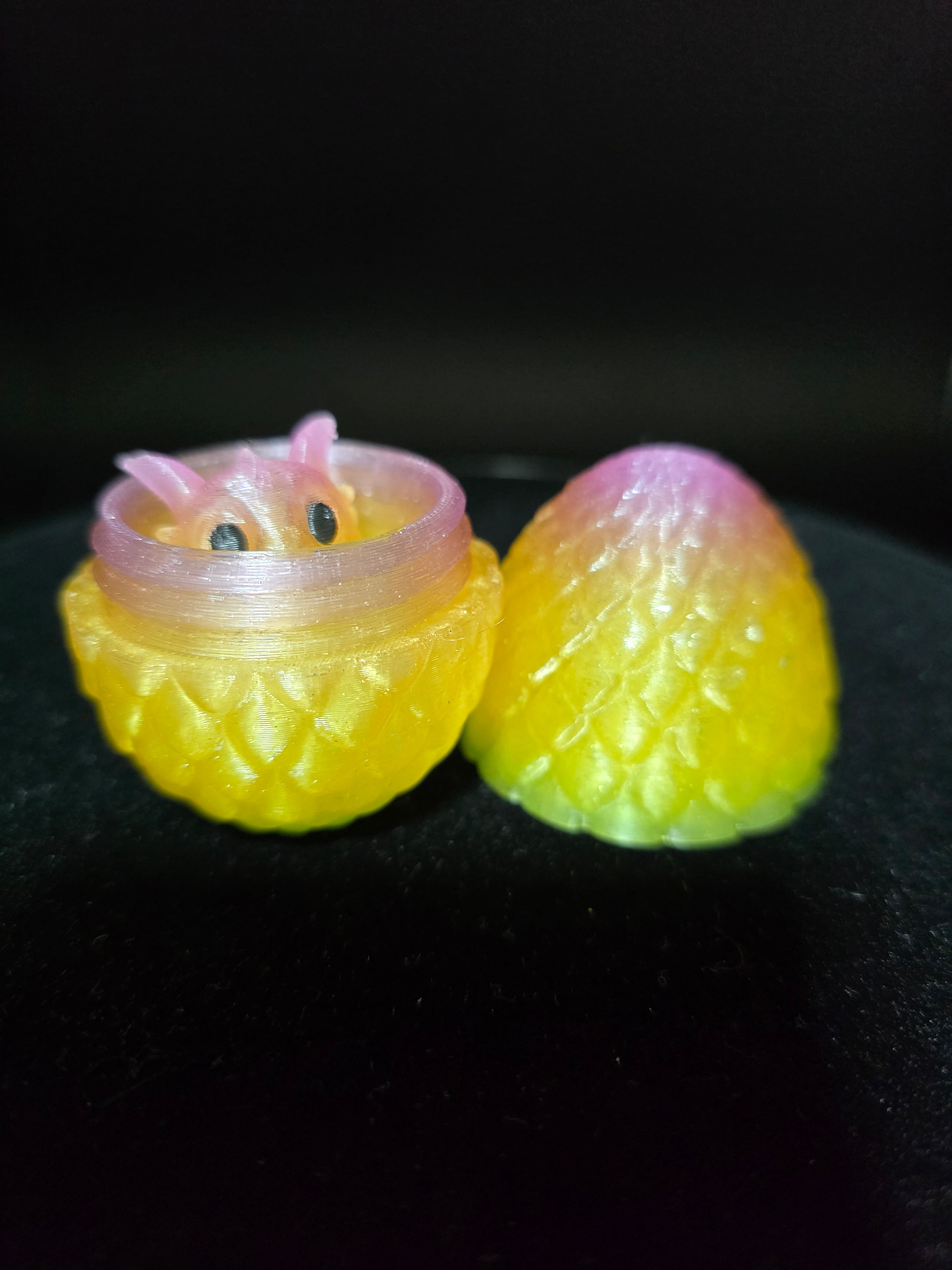 3D Colorful Dragon inside of Egg (1.5 inch dragon-2.5 inch Egg)